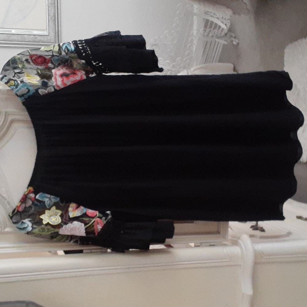 NWT Blue Island Beach Black Dress